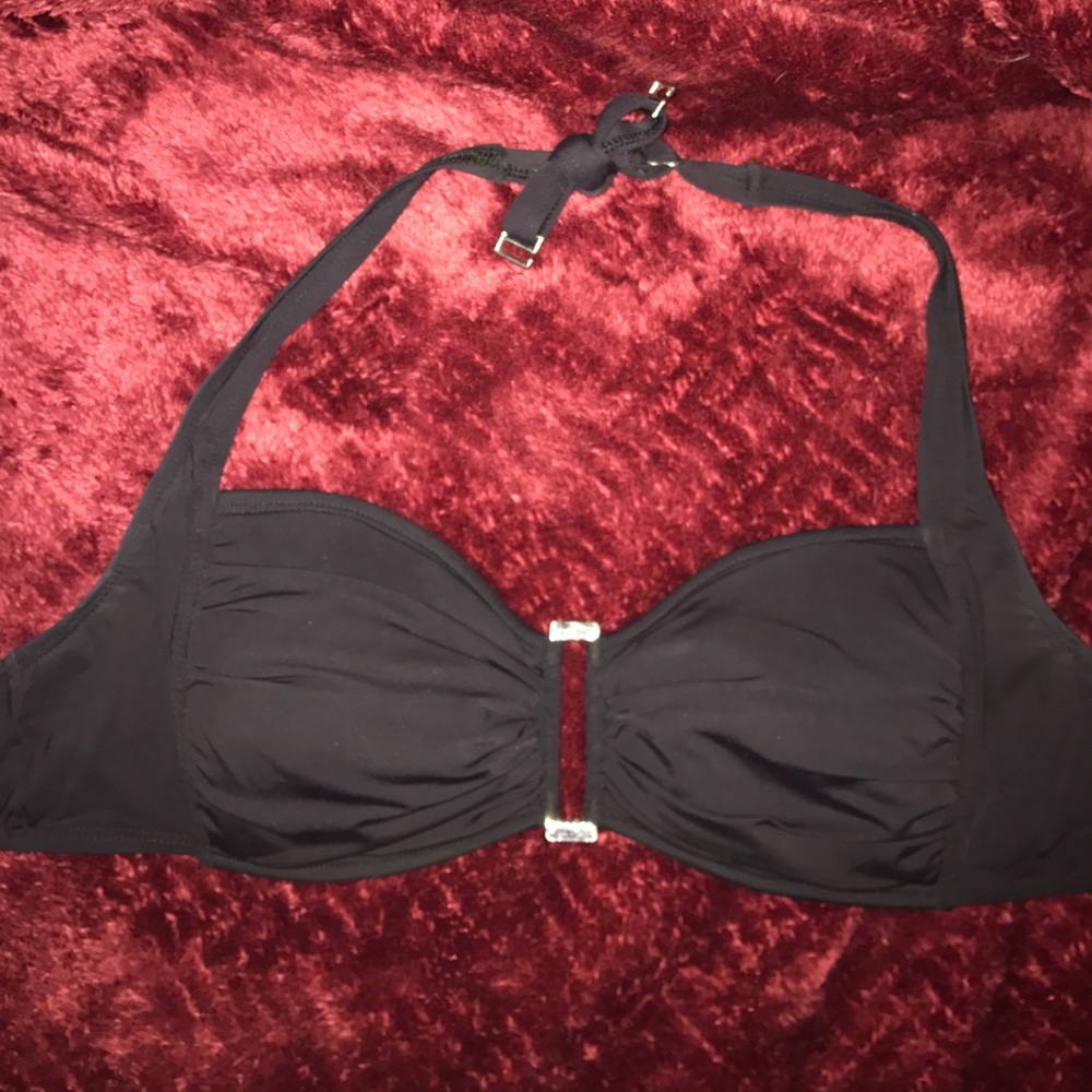 Bathing suit
